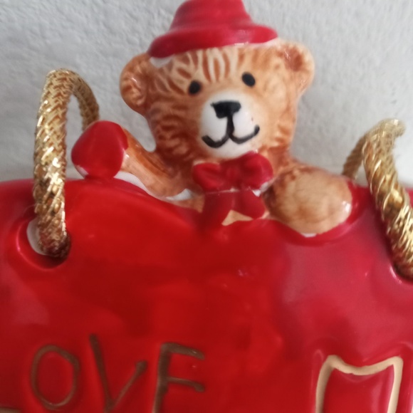 Vintage Ceramic Gift Bag Box W  Bear & Hearts w Sayings Valentine Day  AS IS - Picture 2 of 11